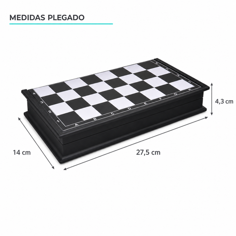 Medidas del ajedrez plegado: 27,5 por 14 por 4,3 centímetros
