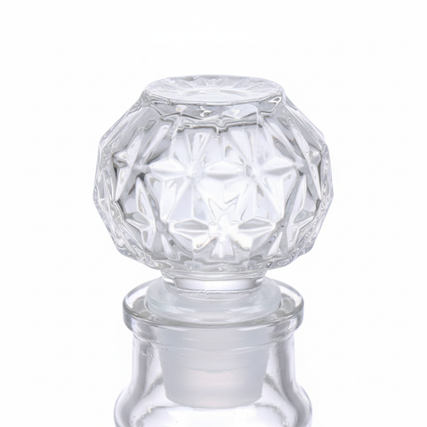 Detalle del tapón facetado tipo diamante