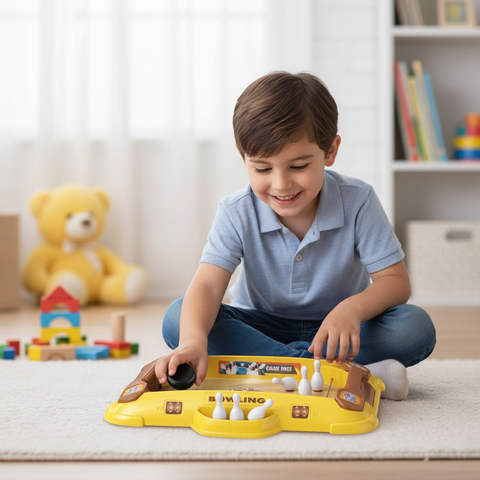 Niño jugando con Mini Bowling 1200x1200